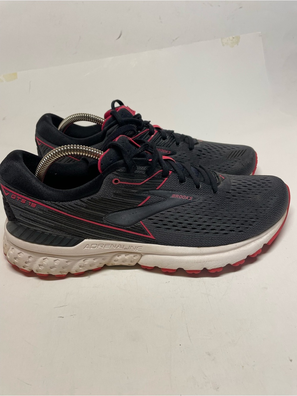 Brooks Adrenaline 19 women running shoe Size US 10.5 EU 42.5